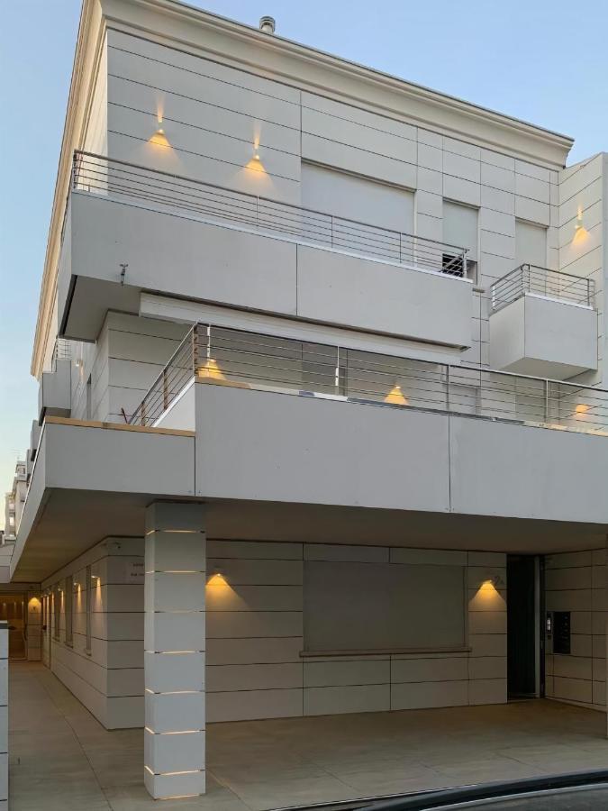 Residenza Mediterranea ลิโดดิเยโซโล ภายนอก รูปภาพ
