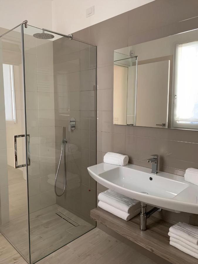 Residenza Mediterranea ลิโดดิเยโซโล ภายนอก รูปภาพ